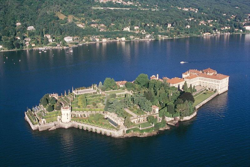 Appartamento Gianna Porto Valtravaglia Eksteriør bilde